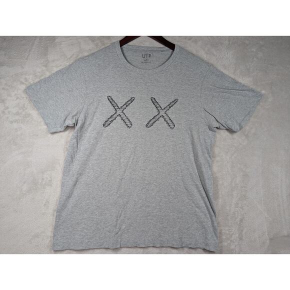 Kaws x Uniqlo UT 2016 Limited Edition Gray T-shirt Men's XL Graffiti XX - Picture 1 of 7